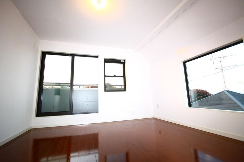 Non-living room. 2nd floor 8.5 Pledge Western-style