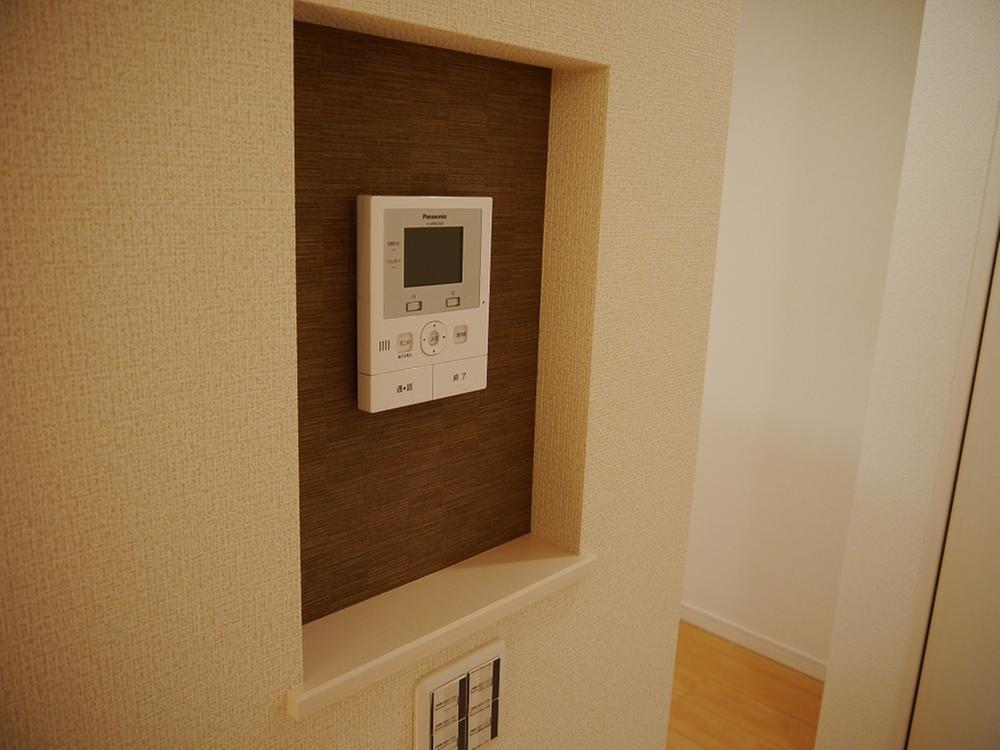 Other. TV monitor with intercom