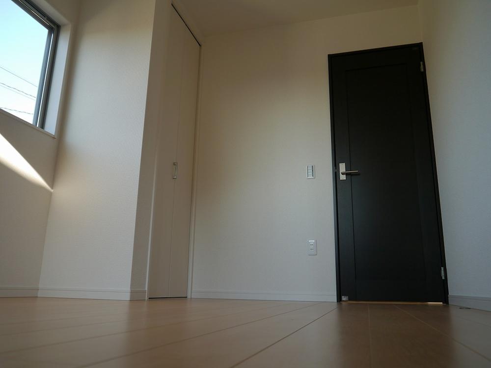 Non-living room. Day is good.