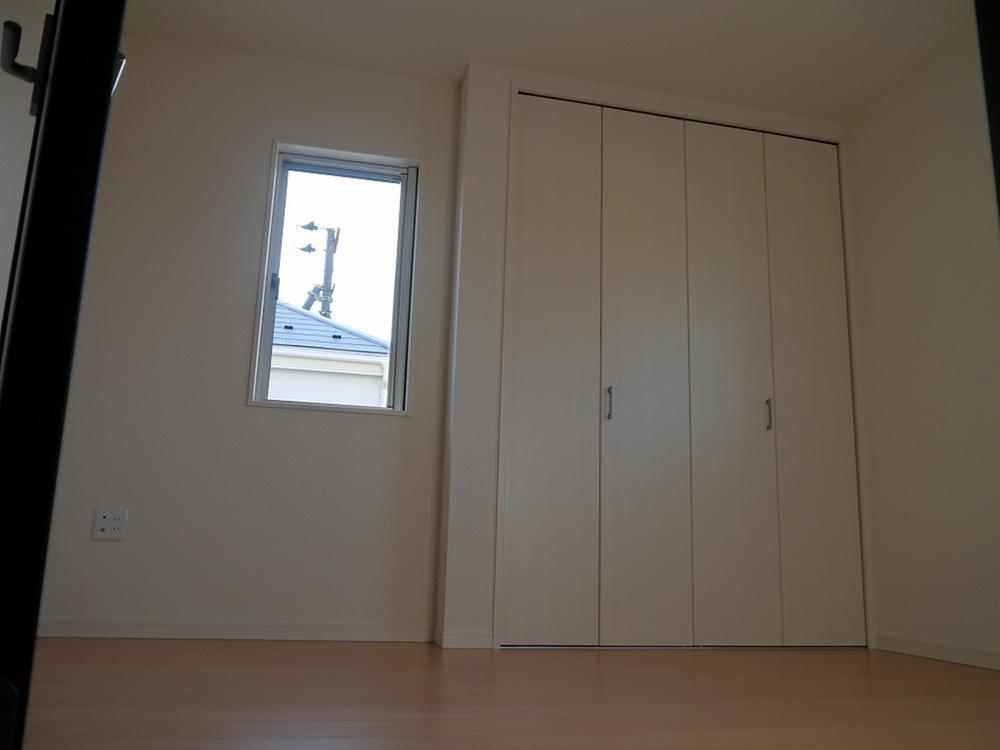 Non-living room. Day is good. Housing wealth