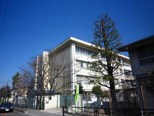 Other. Minamiikuta junior high school 5 minutes walk (about 350m)