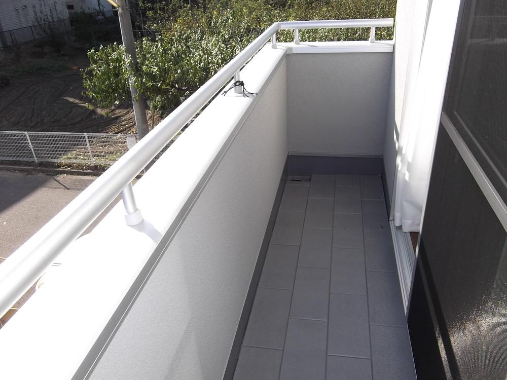 Balcony. 1 Building balcony