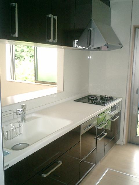 Building plan example (introspection photo). Example of construction (kitchen), Standard installing the dishwasher and integrated water purifier! Attaches also hanging cupboard.