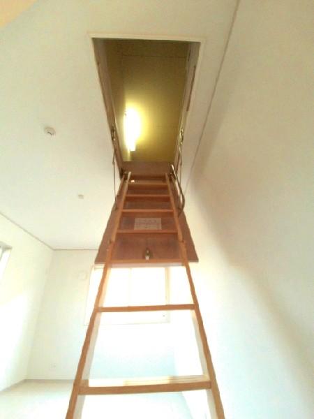 Receipt. Attic housed there