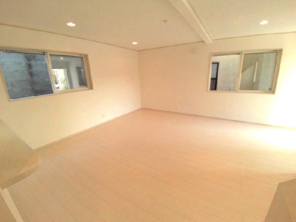 Living. All rooms flooring