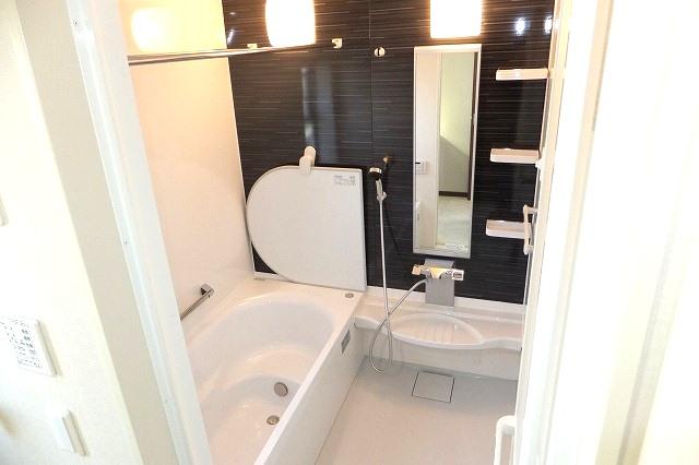 Bathroom. 1 Building 1 square meters bathroom with cleanliness