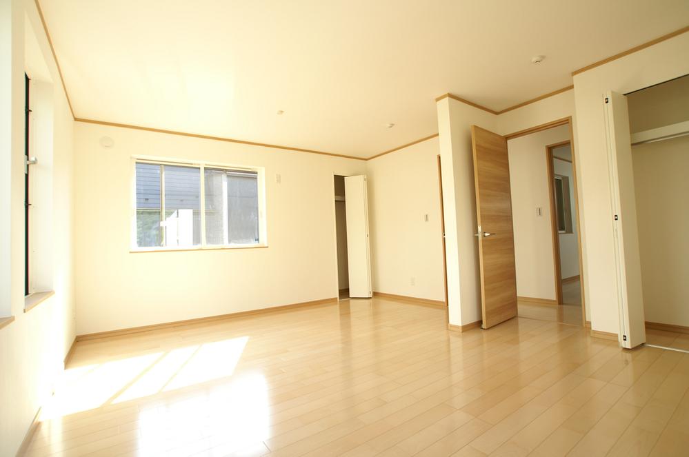 Non-living room. Indoor (11 May 2013) Shooting