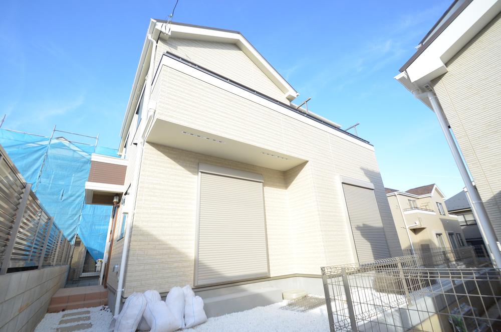 Local appearance photo. Local (12 May 2013) Shooting E Building