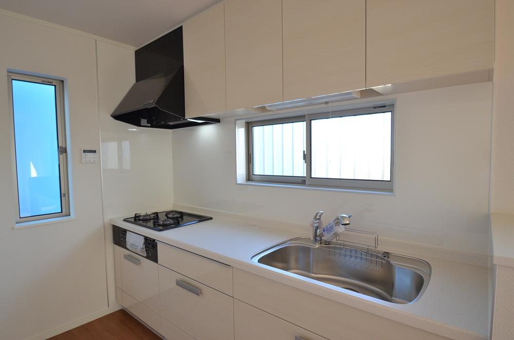 Kitchen. Indoor (12 May 2013) Shooting E Building