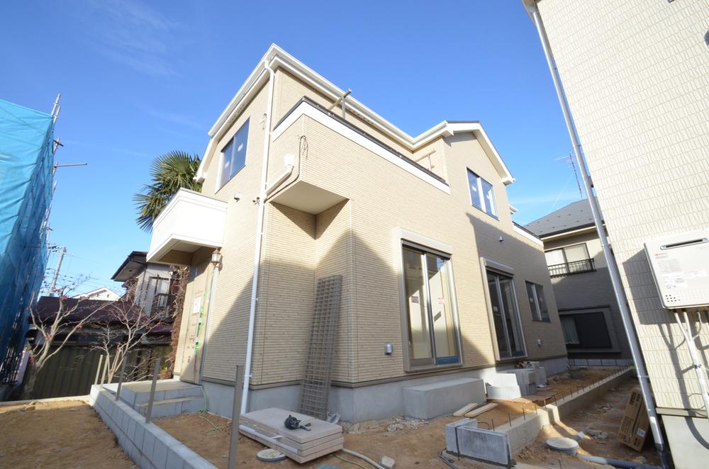 Local appearance photo. Local (12 May 2013) Shooting G Building