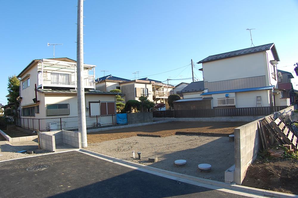 Local appearance photo. Local (11 May 2013) Shooting