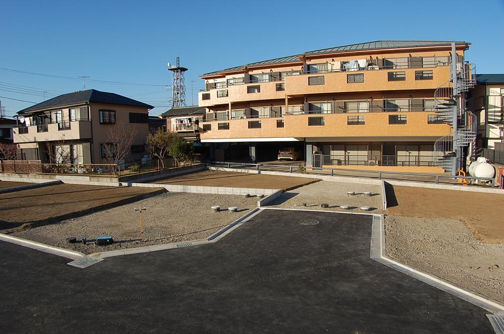 Local appearance photo. Local (11 May 2013) Shooting