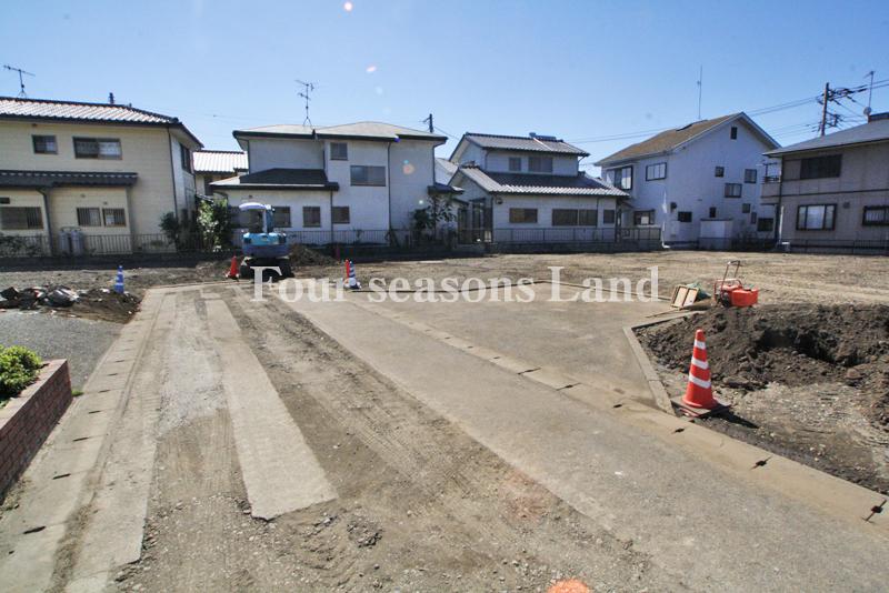 Local photos, including front road. Local (September 2013) Shooting