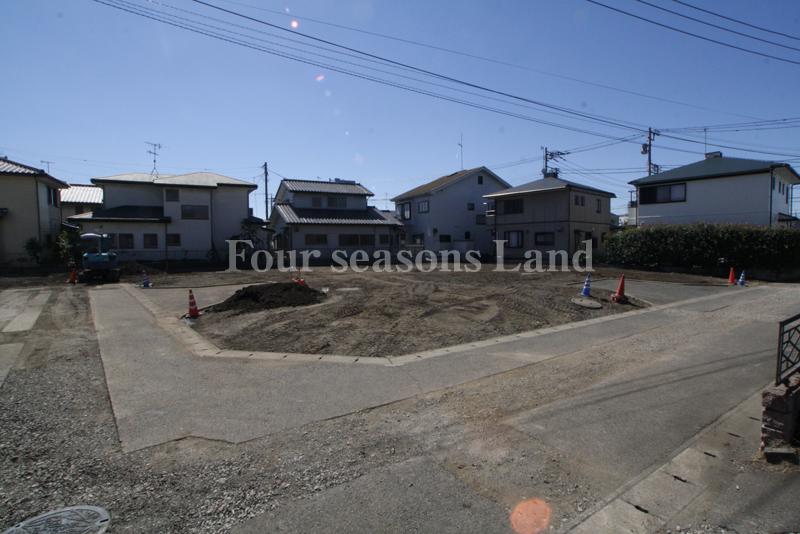 Local photos, including front road. Local (September 2013) Shooting