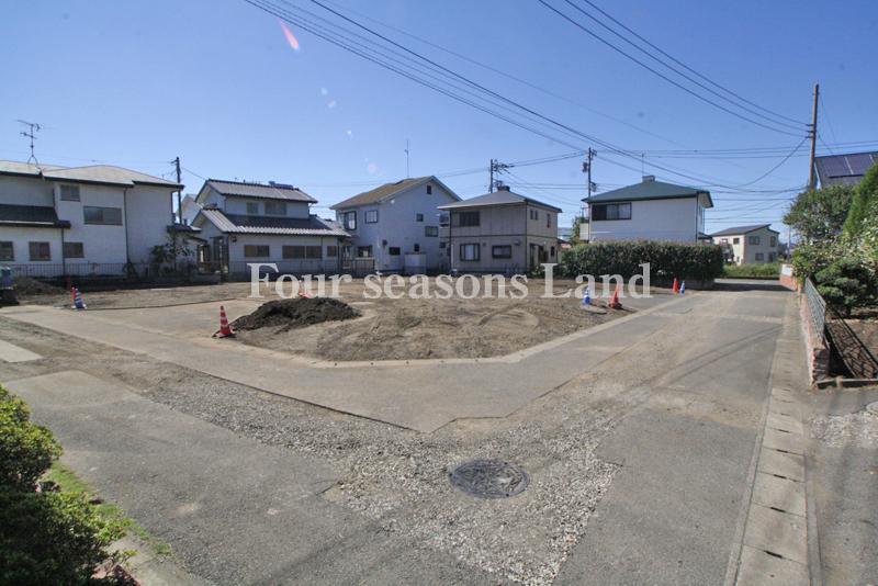 Local photos, including front road. Local (September 2013) Shooting