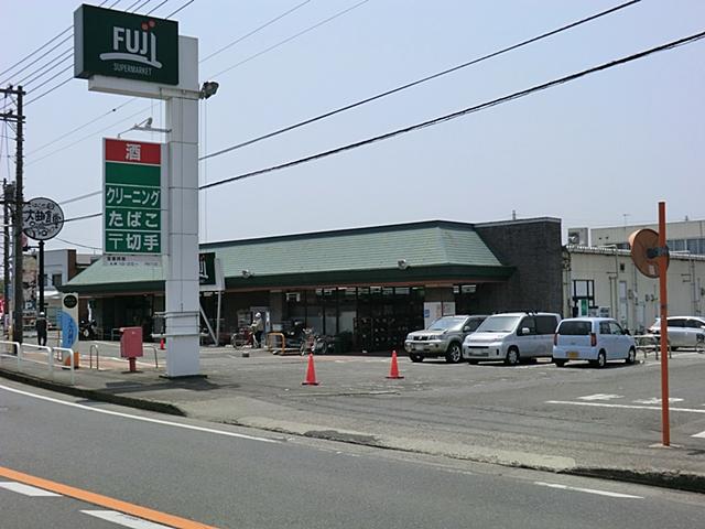 Supermarket. Fuji Omagari 400m to shop