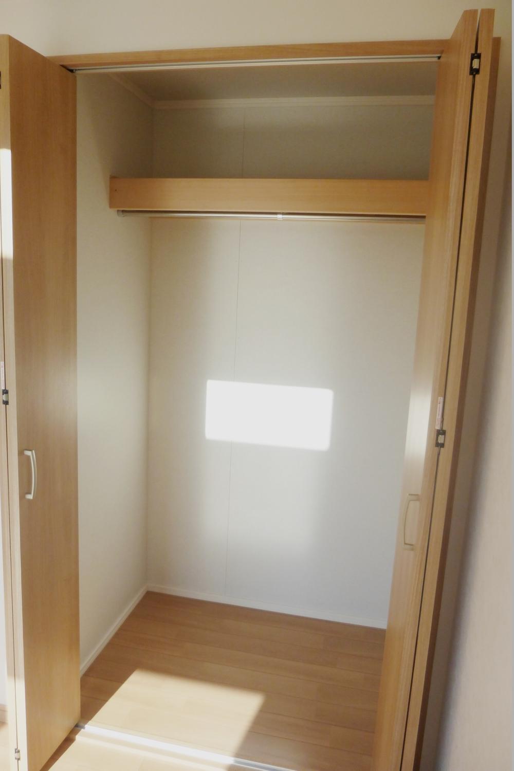 Receipt. Western-style closet