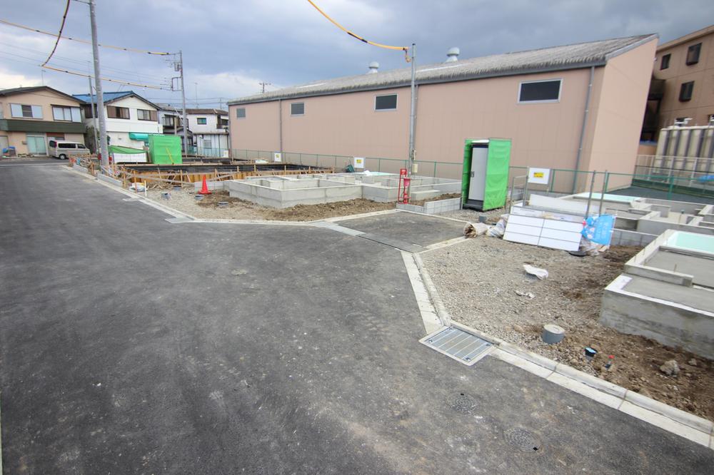 Local appearance photo. Local (11 May 2013) Shooting