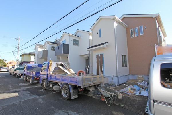 Local photos, including front road