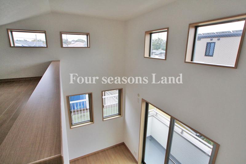 Local appearance photo. Local (11 May 2013) Shooting