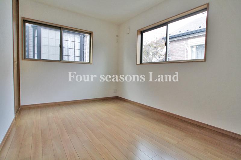 Non-living room. Indoor (11 May 2013) Shooting