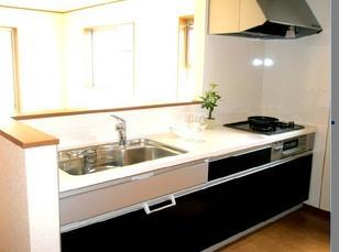 Kitchen. Same specifications