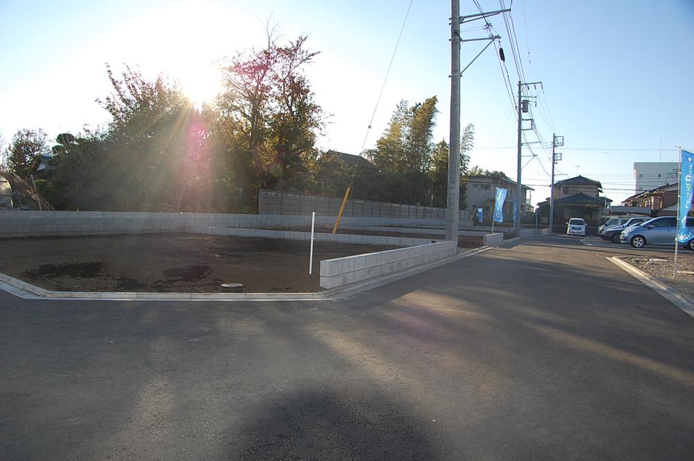 Local appearance photo. Local (11 May 2013) Shooting