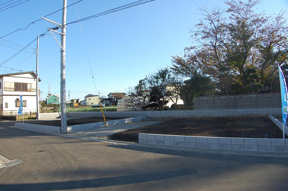 Local appearance photo. Local (11 May 2013) Shooting