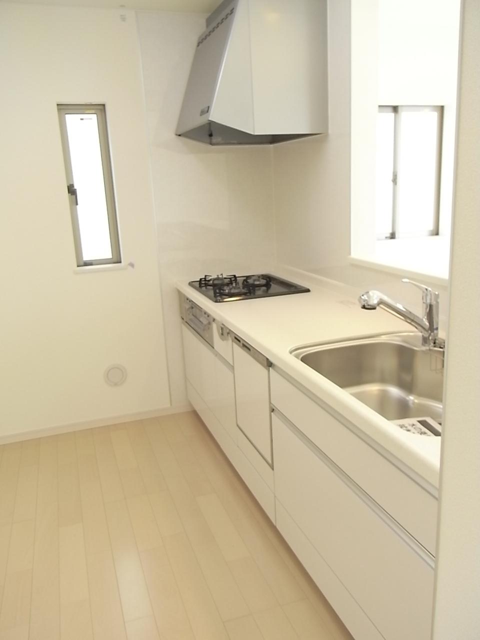 Kitchen. Same specifications