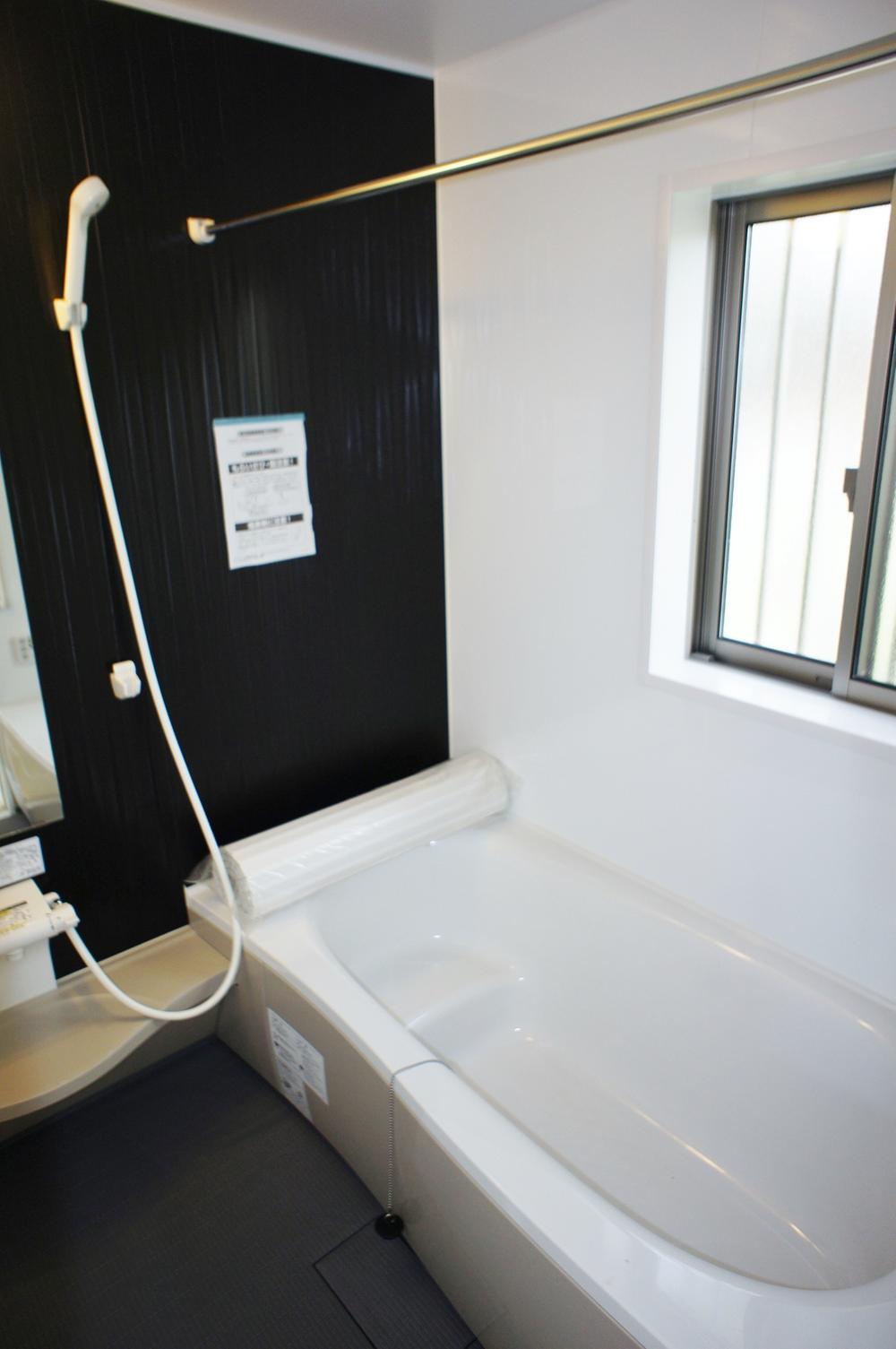 Same specifications photo (bathroom). Example of construction