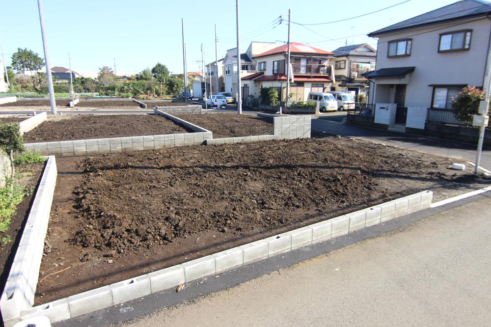 Local appearance photo. Local (10 May 2013) Shooting