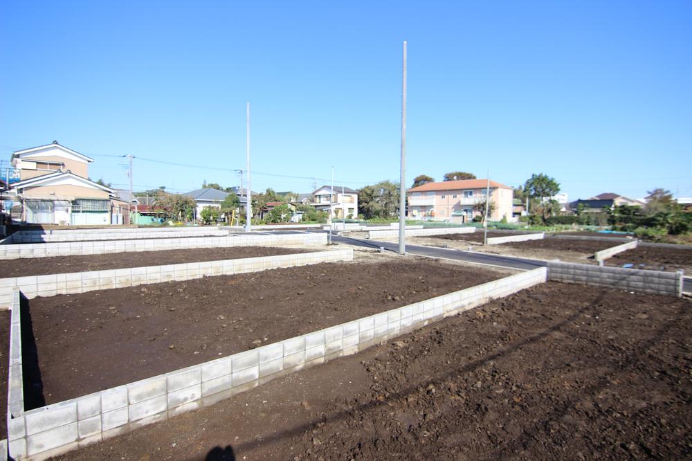 Local appearance photo. Local (10 May 2013) Shooting