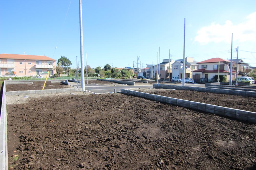 Local appearance photo. Local (10 May 2013) Shooting