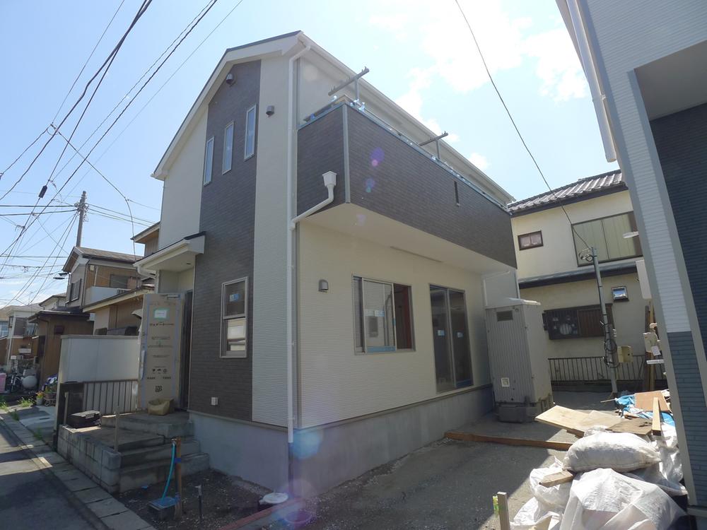 Same specifications photos (appearance)