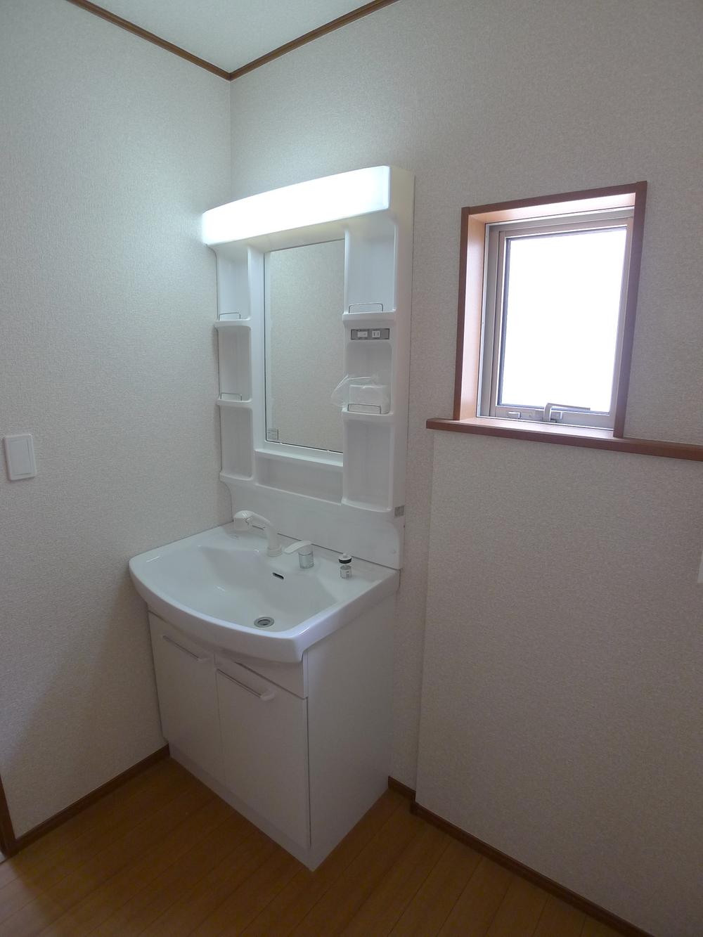 Same specifications photos (Other introspection)