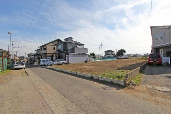 Local photos, including front road