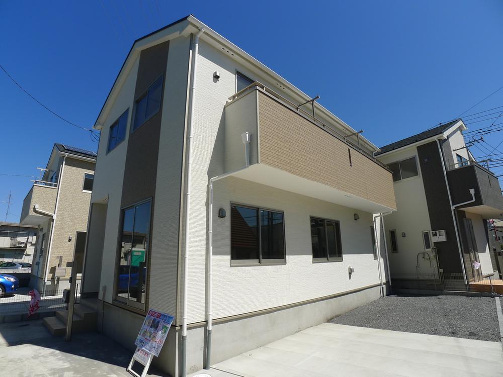 Same specifications photos (appearance)