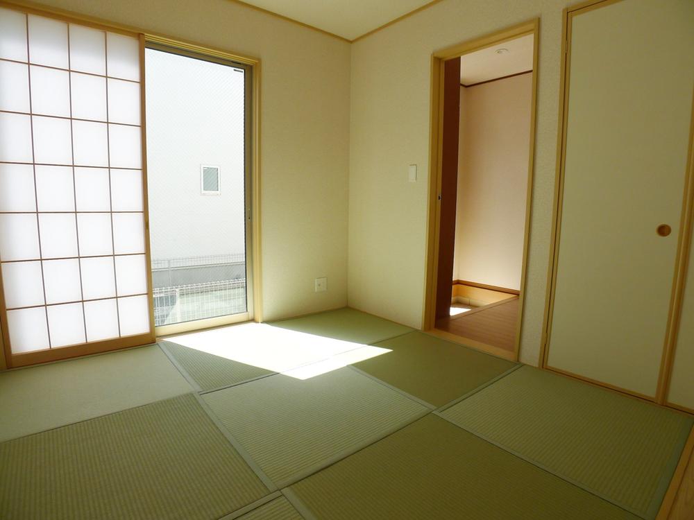 Same specifications photos (Other introspection)