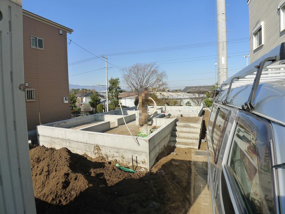 Local appearance photo. Local (12 May 2013) Shooting