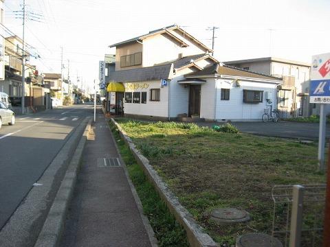 Local photos, including front road. Local (February 2013) Shooting