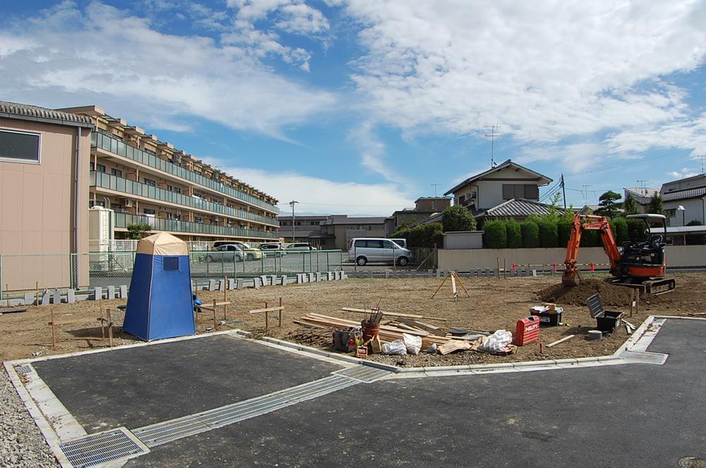 Local appearance photo. Local (10 May 2013) Shooting