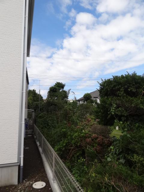 View photos from the dwelling unit. Local (10 May 2013) Shooting North part, It does not have a building.