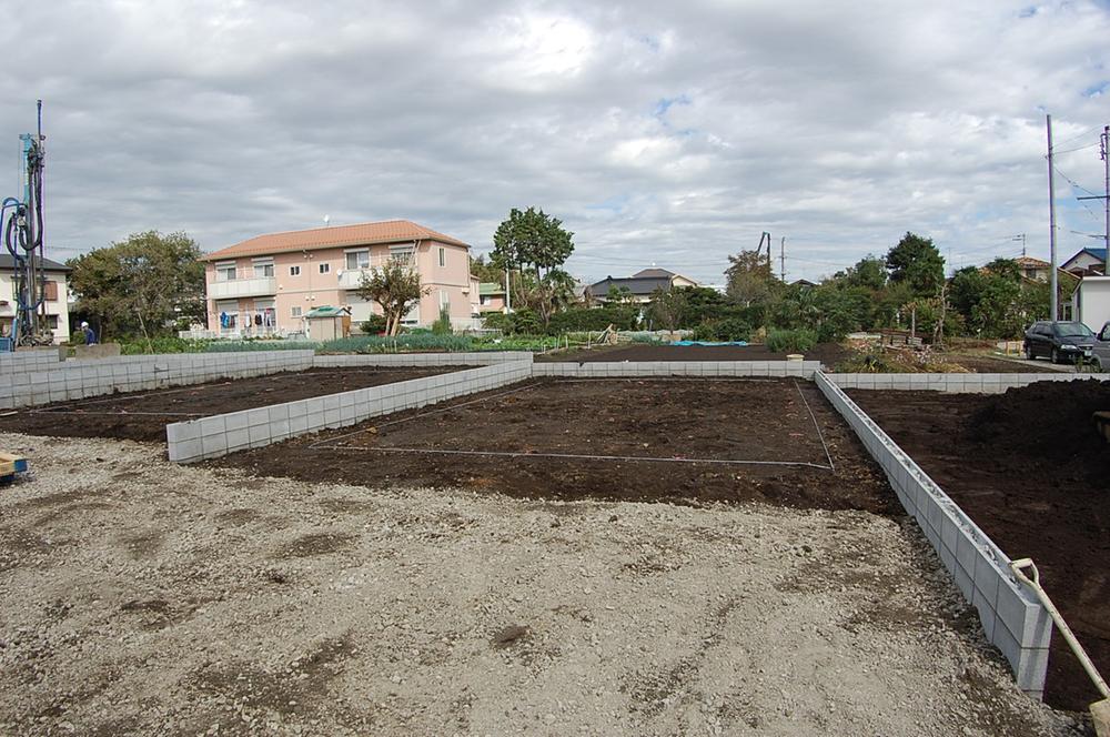 Local appearance photo. Local (10 May 2013) Shooting