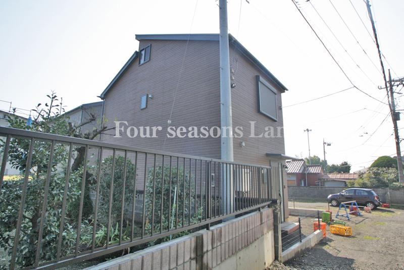 Local appearance photo. Local (11 May 2013) Shooting