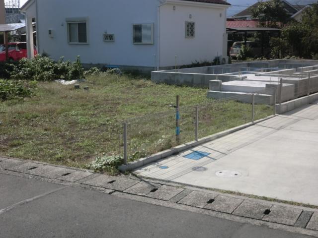 Local appearance photo. Local (10 May 2013) Shooting