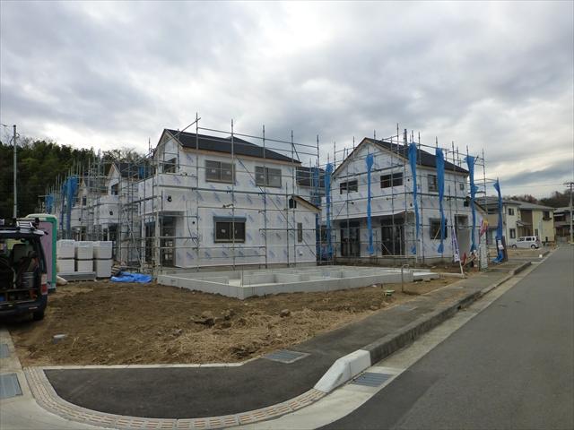 Local appearance photo. Local (12 May 2013) Shooting