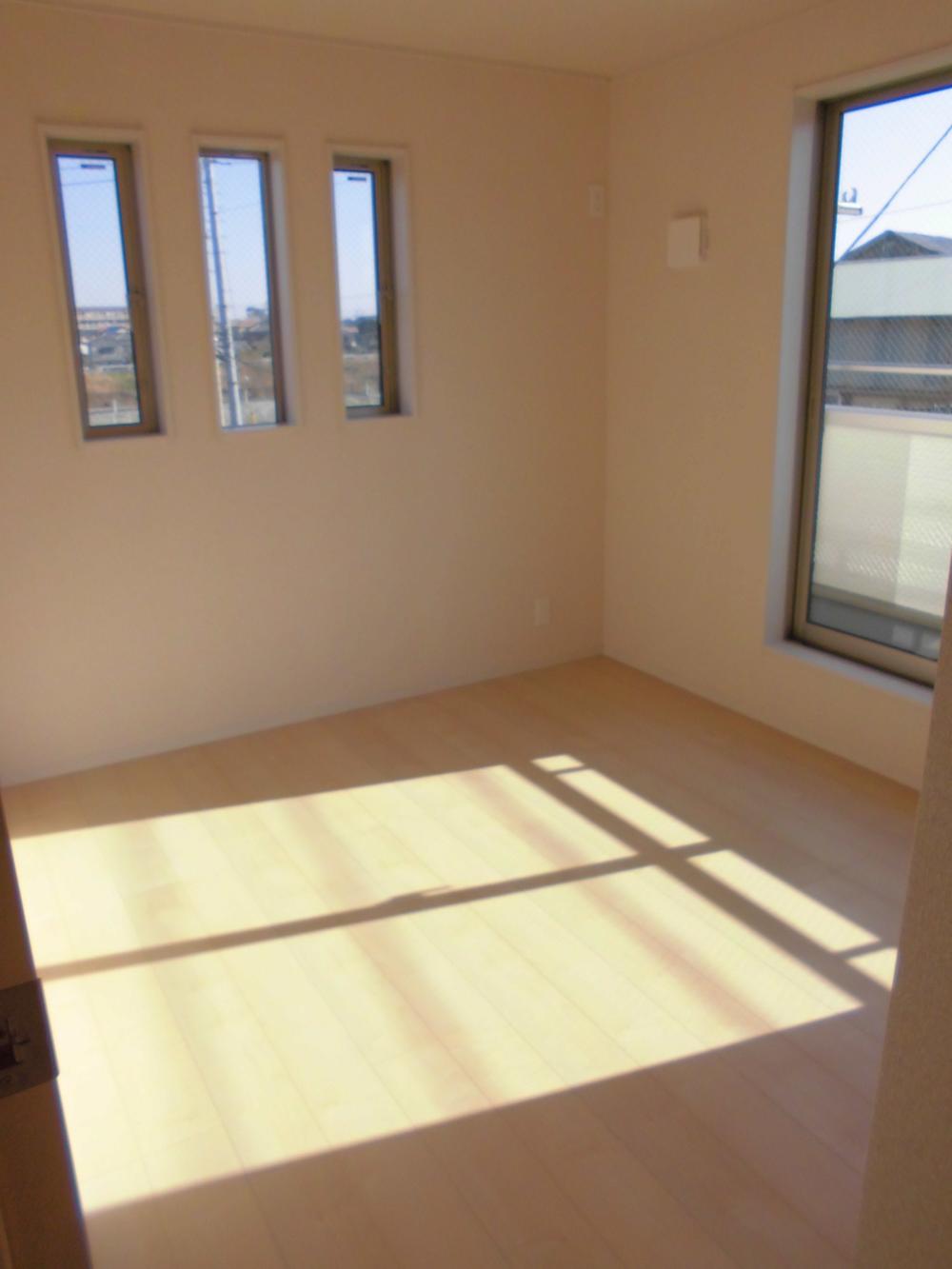 Same specifications photos (Other introspection). Example of construction