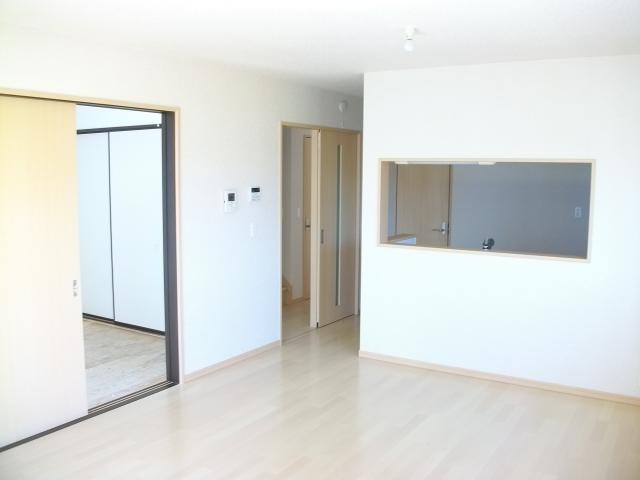 Same specifications photos (living). Same specifications