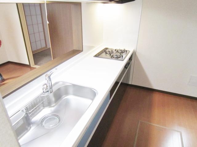 Same specifications photo (kitchen)