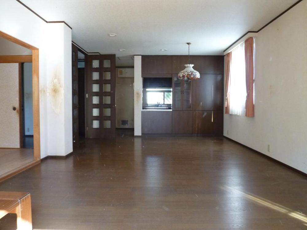 Local land photo. Living